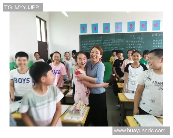 当绿茵巨星深情相拥展现足球场上最温暖的感动瞬间 当绿茵巨星深情相拥展现足球场上最温暖的感动瞬间